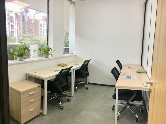 珠海五年一贯制广州白云工商技师学院多大